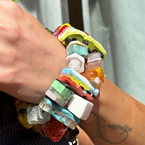 Bracelet In Hot African Color - Picture 1 of 1